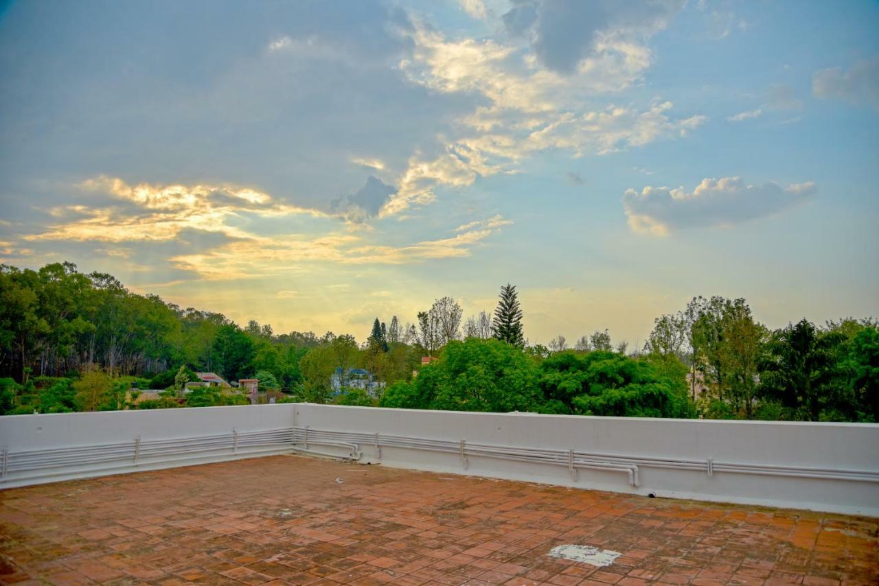 Mahathi Resort And Spa Yelagiri Exterior photo