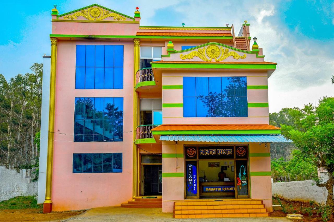 Mahathi Resort And Spa Yelagiri Exterior photo